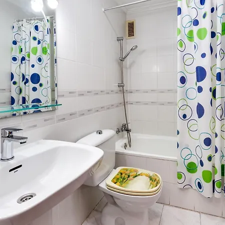 Estudio Joven Pura Apartmán *